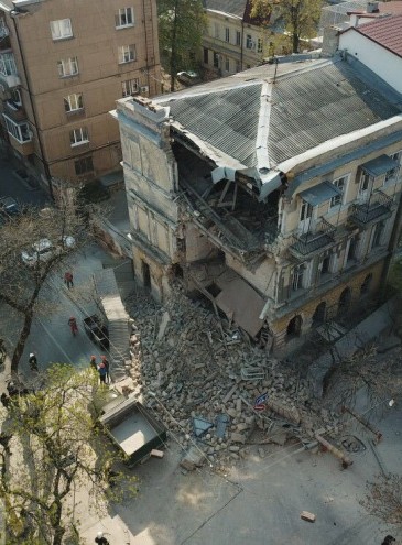В центре Одессы рухнул дом – памятник архитектуры