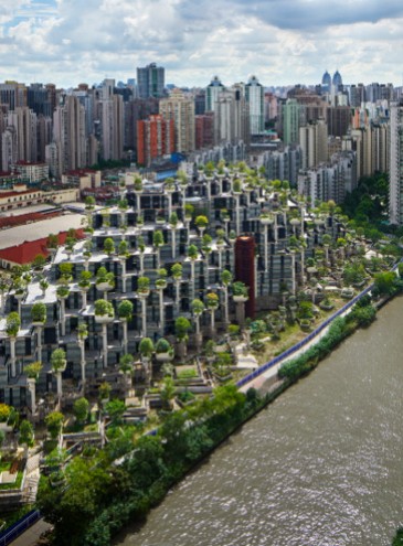 В Шанхае начали строить здание-холм с растущей на нем тысячью деревьев