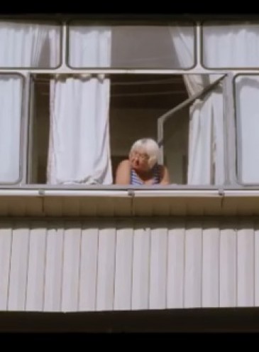 «Почему архитектура тиранична?» В восьми городах Украины сняли фильм о «феномене балкона»