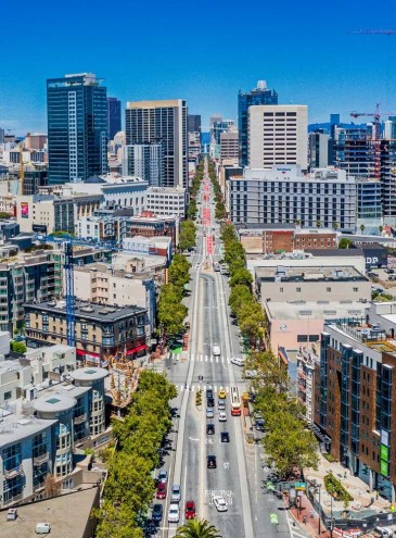 В Сан-Франциско запретили частные машины главной улице города, оставив ее прогулок, езды на велосипеде и транзита