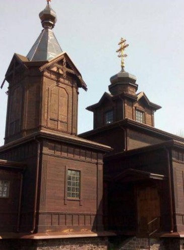 Фермер восстанавливает деревянный казацкий храм XVIII века