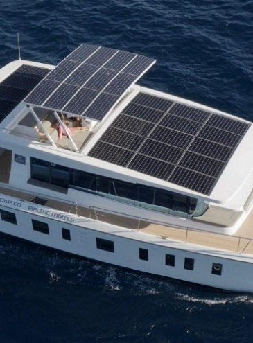 «Tesla морей»: в Италии и Таиланде начали производство яхт на солнечных батареях
