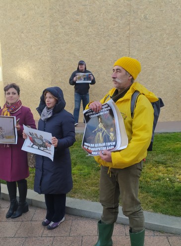 В Одесі провели арт-акцію біля пам’ятника Катерині, незважаючи на заперечення поліції