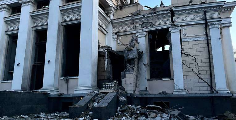 Найпотужніша атака на Одесу: ворог влучив у собор, житлові будинки, Будинок вчених